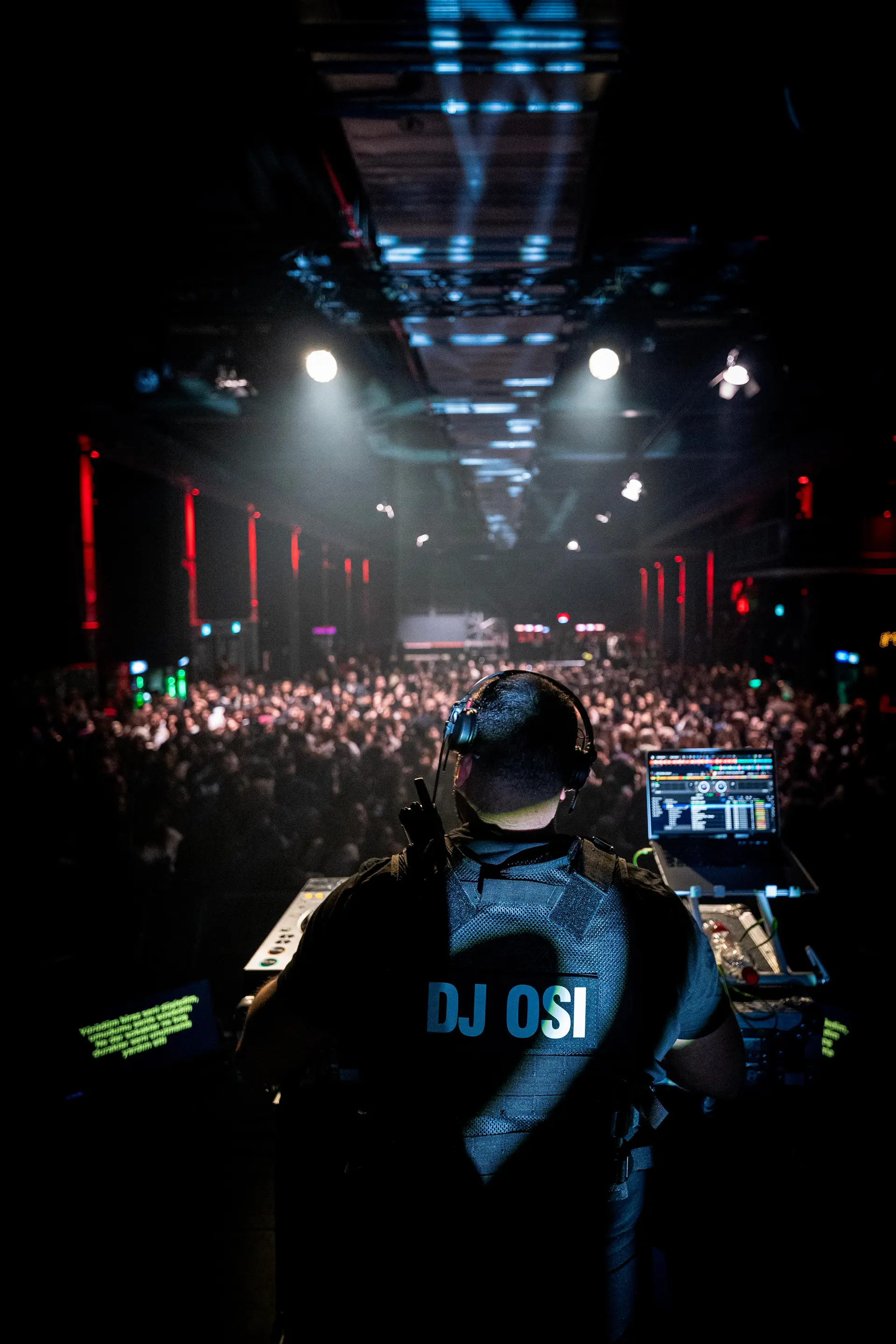 DJ Osi Live Moment